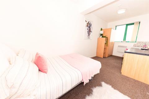 6 bedroom flat to rent, Borden Court, 143-163 London Road, Liverpool, L3