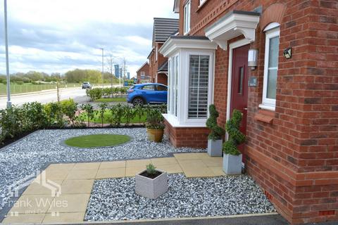 3 bedroom detached house for sale, Nectar Drive, Warton