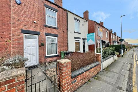 3 bedroom terraced house for sale, Coupland Road, Garforth
