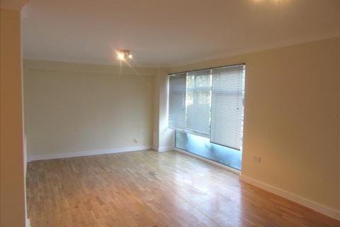 2 bedroom flat to rent - The Grange, The Knoll, Ealing, London, W13