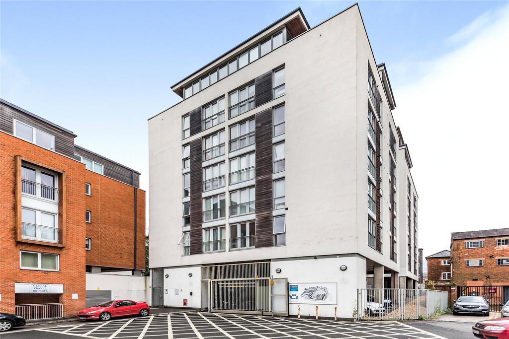 Castle Lane, Bedford, Bedfordshire, MK40 1 bed apartment to rent £875