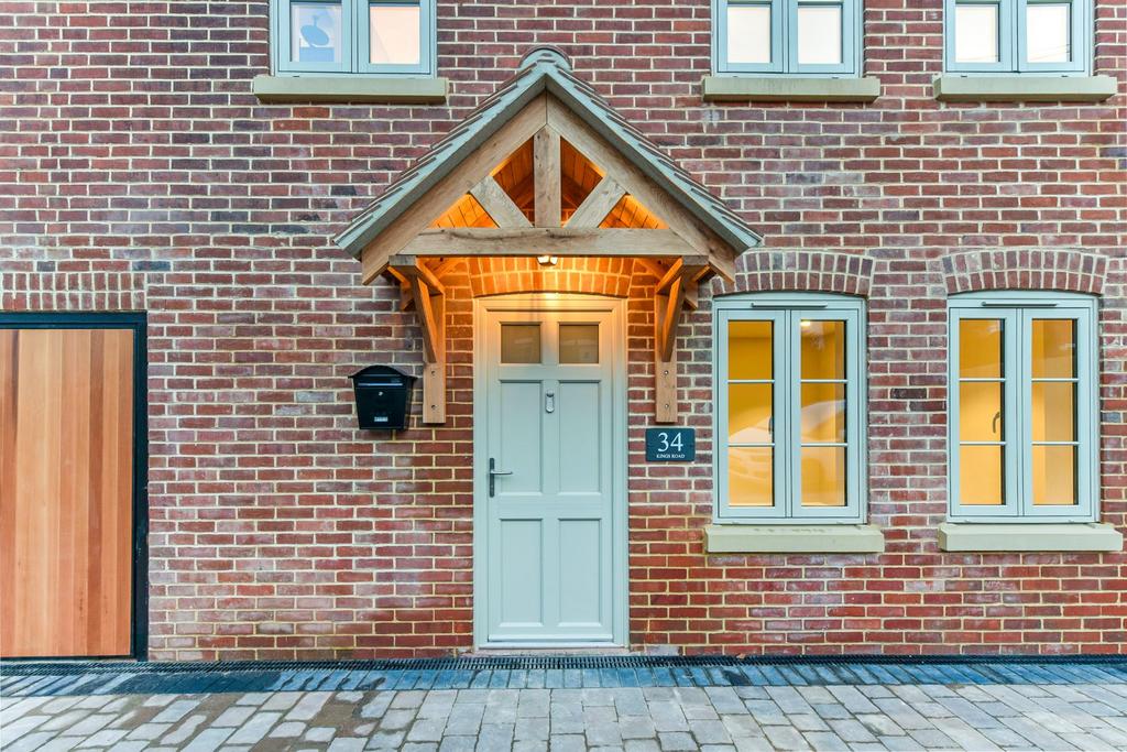 Front Aspect