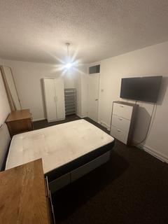 Terraced house to rent, Pigott Street,  London, E14