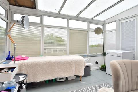 162 Bexhill Road, Brighton, BN2 6QA
