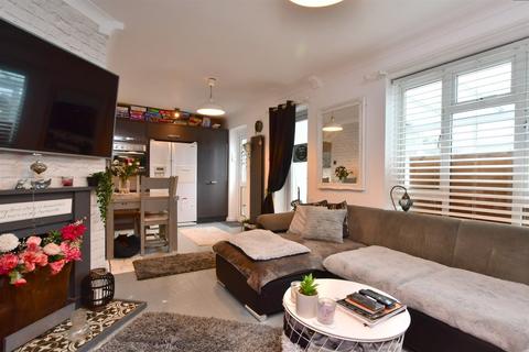 162 Bexhill Road, Brighton, BN2 6QA