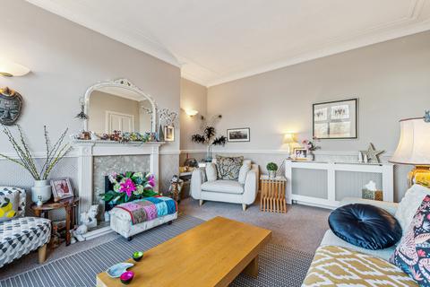 219 Auldhouse Road, Glasgow, G43 1XE