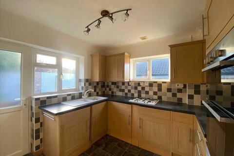 2 bedroom bungalow to rent, Eastwood SS9