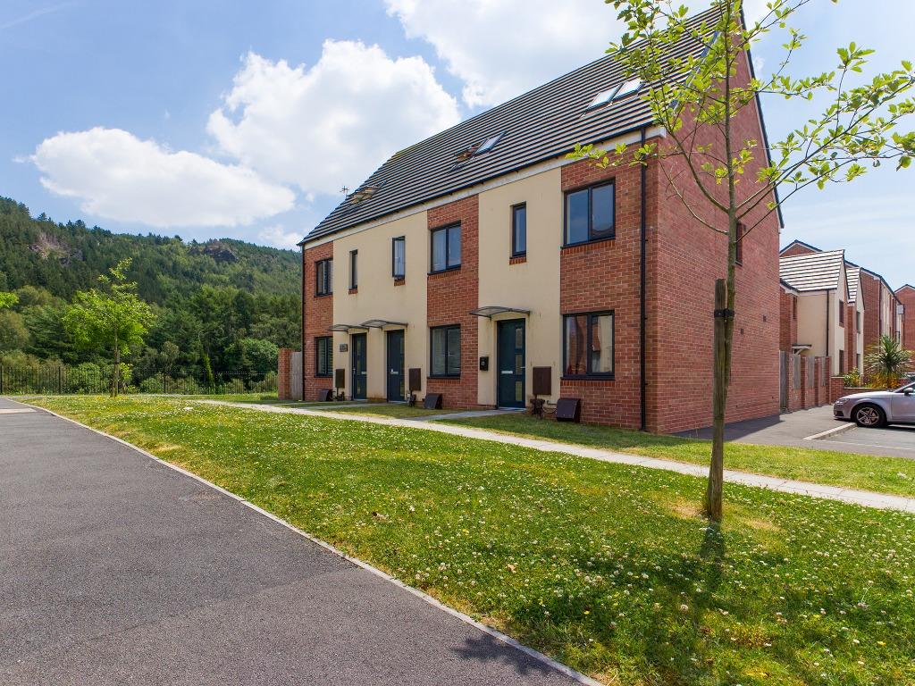 Golwg Y Garreg Wen, Hafod, Swansea, SA1 3 bed townhouse to rent £