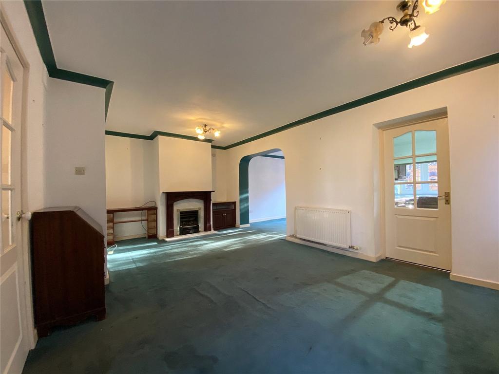 Cheviot Way, Hexham, Northumberland, NE46 3 bed semidetached house for