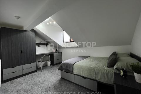 2 bedroom house to rent, 43-55 Queens Road, Leeds LS6
