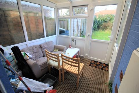 3 bedroom terraced house to rent - Bixley Close, Norwich NR5