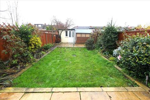 3 bedroom house to rent, Great Cambridge Road, Enfield, EN1