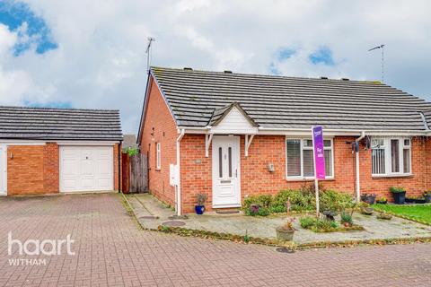 23 Benton Close, Witham, CM8 1JT