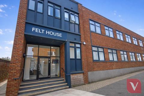 undefined, Felt House, Luton LU4