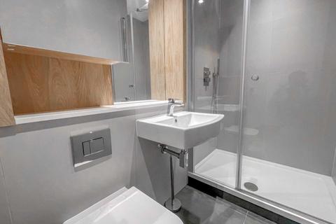 undefined, Felt House, Luton LU4