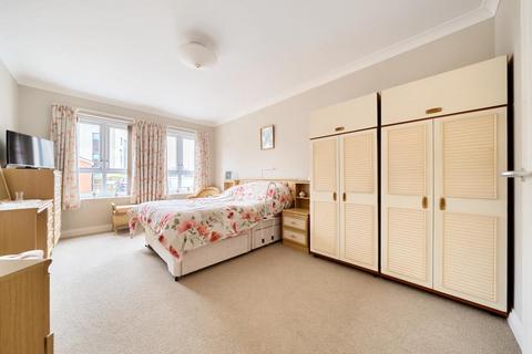 2 bedroom retirement property for sale, Bicester,  Oxfordshire,  OX26