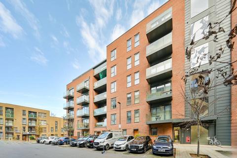undefined, Singapore Road, Ealing, London, W13