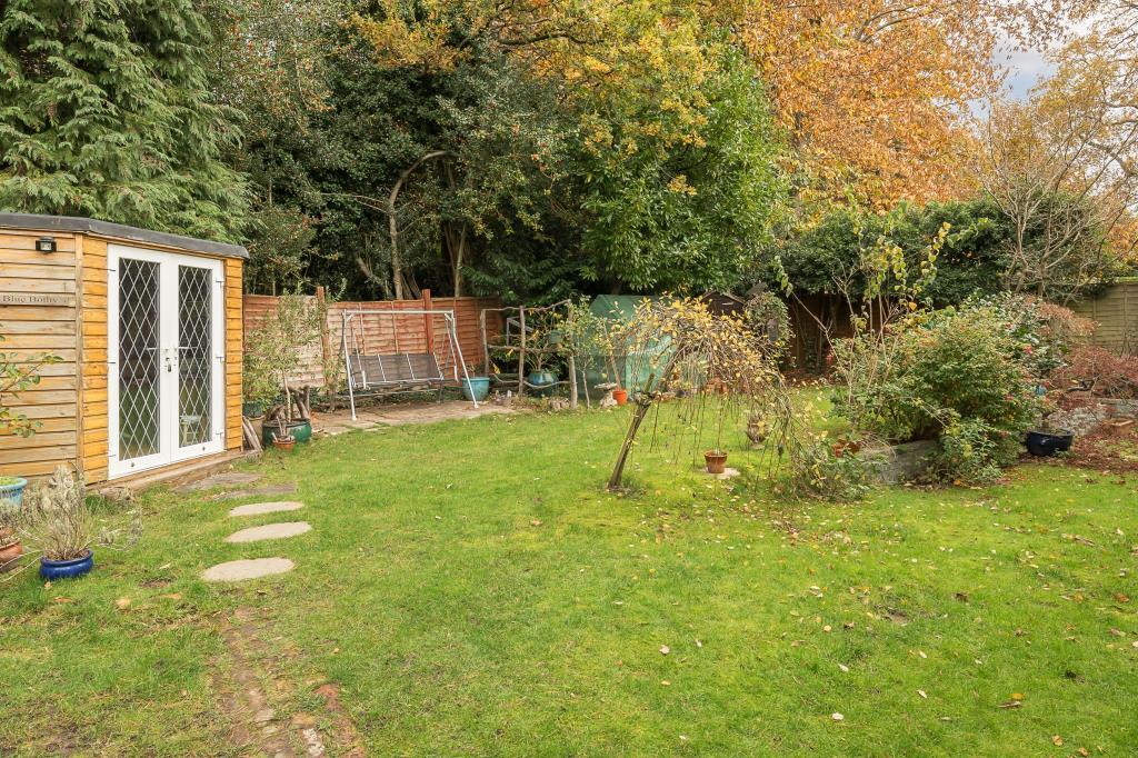 Sunninghill, Ascot, SL5 4 bed detached house for sale £1,000,000