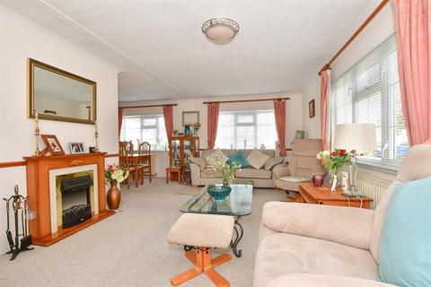 2 bedroom park home for sale, Golf Road, Deal, Kent