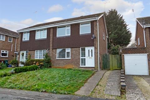 3 bedroom semi-detached house for sale, Whimbrel Way, Banbury
