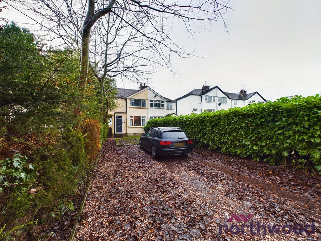 Hind Heath Road, Sandbach, CW11 3 bed terraced house for sale £200,000