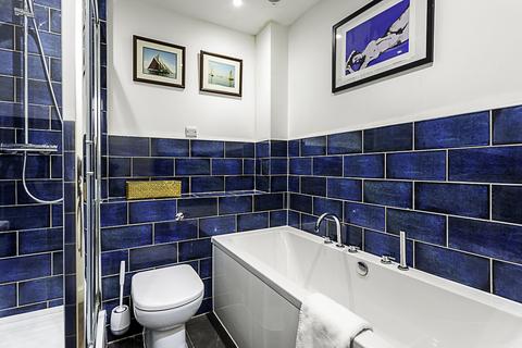 3 bedroom house to rent, Alscot Way, London SE1