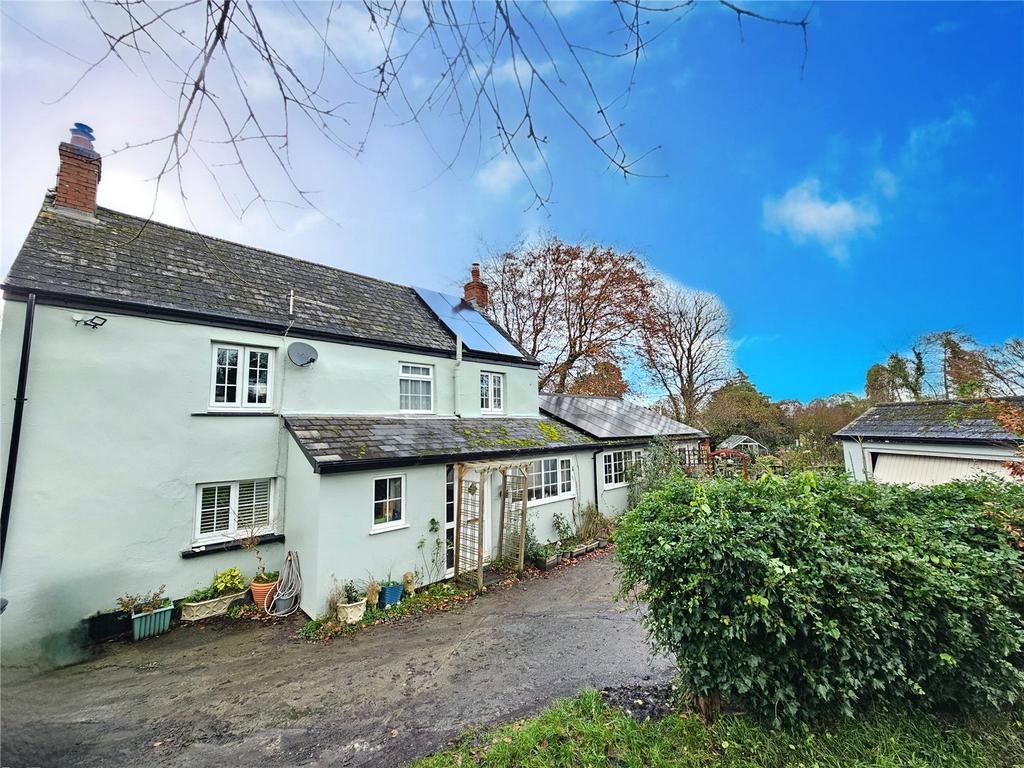 Torrington, Devon 3 bed detached house for sale - £450,000