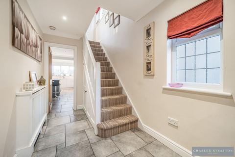 4 bedroom semi-detached house for sale, Cornwall Close, Hornchurch