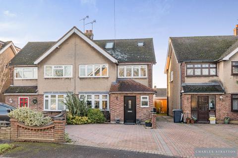 4 bedroom semi-detached house for sale, Cornwall Close, Hornchurch