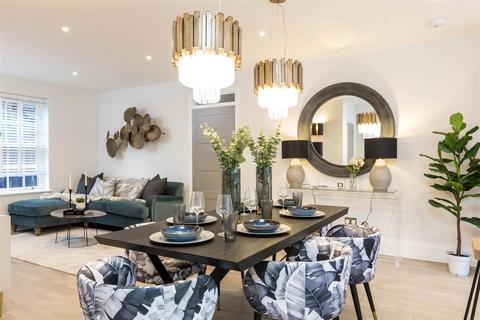 2 bedroom apartment for sale - Chewton Farm Road, Highcliffe, Dorset, BH23