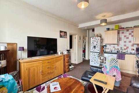 2 bedroom apartment for sale, Barclay Court, Warminster