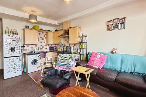 2 bedroom apartment for sale, Barclay Court, Warminster