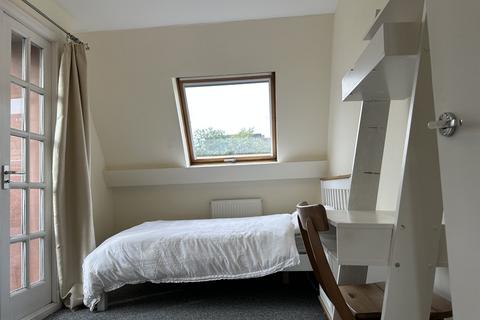 undefined, Renfrew Street, Woodlands G3