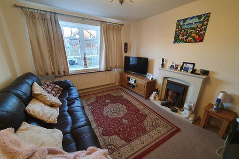 2 bedroom detached bungalow to rent - Aston Drive, Newport