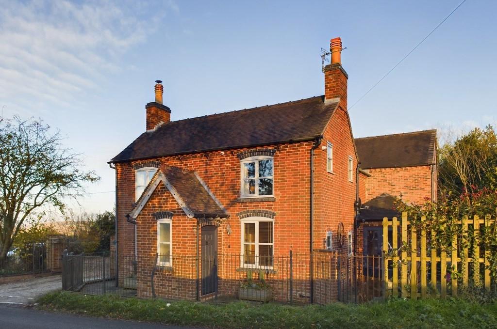 Highwood, Uttoxeter 5 bed detached house for sale £675,000