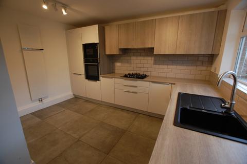 2 bedroom terraced house to rent, Millwards, Hatfield