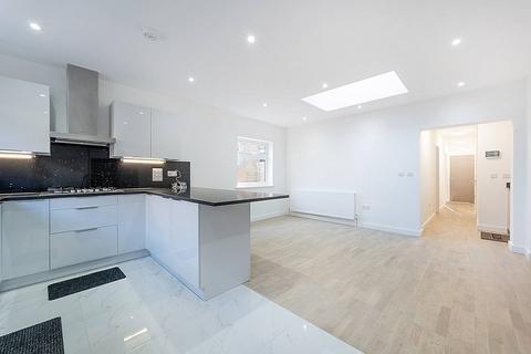 2 bedroom flat to rent - Overdale Road, South Ealing, London, W5