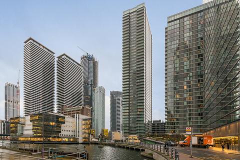 3 bedroom flat to rent, Landmark East Tower, 24 Marsh Wall, London
