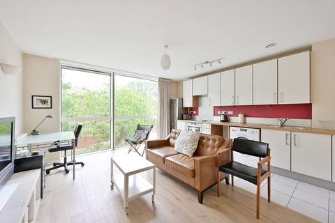 1 bedroom flat for sale, Palladio Court, Wandsworth Town, London, SW18