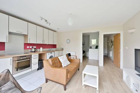 1 bedroom flat for sale, Palladio Court, Wandsworth Town, London, SW18