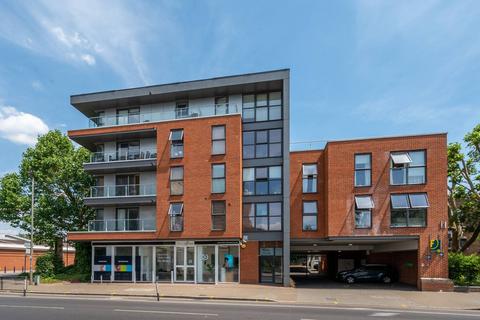 2 bedroom flat for sale, Garratt Lane, Wandsworth Town, London, SW18