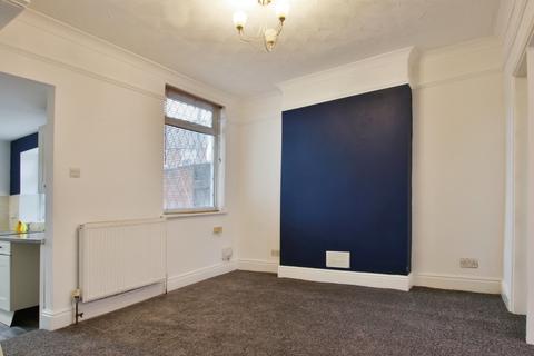 2 bedroom end of terrace house for sale - Anlaby Park Road South, Hull, East Riding of Yorkshire, HU4 7BJ
