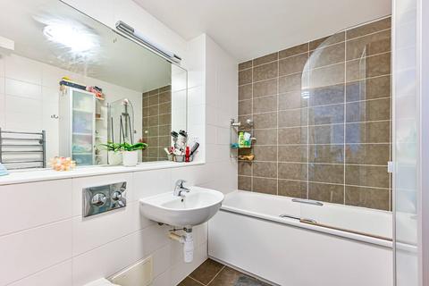 1 bedroom flat for sale - ST GEORGES GROVE, Earlsfield, London, SW17