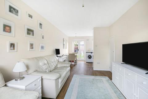 18 Bracken Close, Bookham, Leatherhead, KT23 3ER