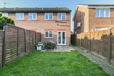 18 Bracken Close, Bookham, Leatherhead, KT23 3ER