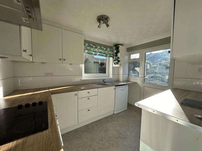 Contemporary kitchen