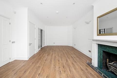 4 bedroom mews to rent, Stanhope Mews East, London, SW7