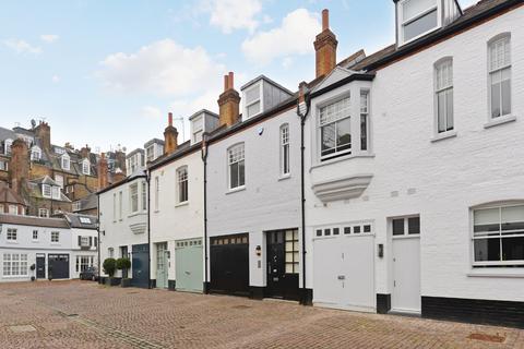 4 bedroom detached house for sale - Pont Street Mews, Knightsbridge, London, SW1X