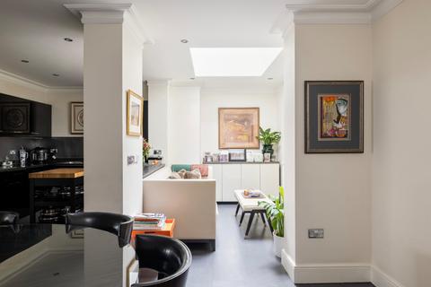 4 bedroom detached house for sale - Pont Street Mews, Knightsbridge, London, SW1X