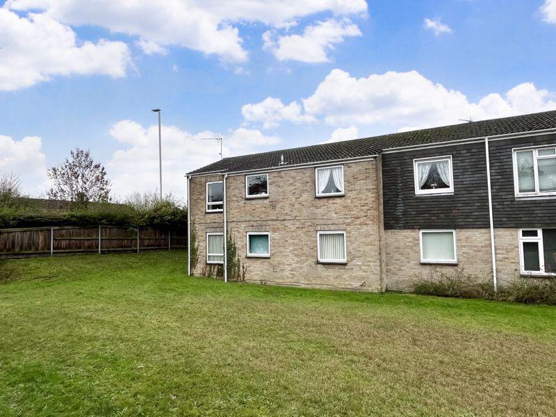 Knowlton Road, Poole BH17 2 bed flat for sale £200,000